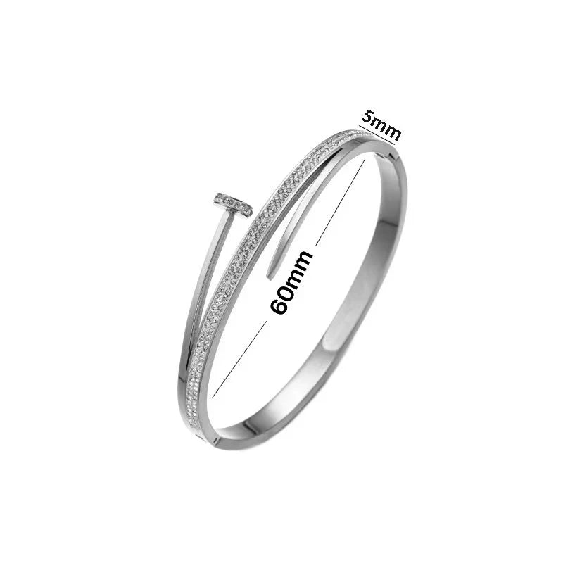 Gold polished oval cuff bracelet